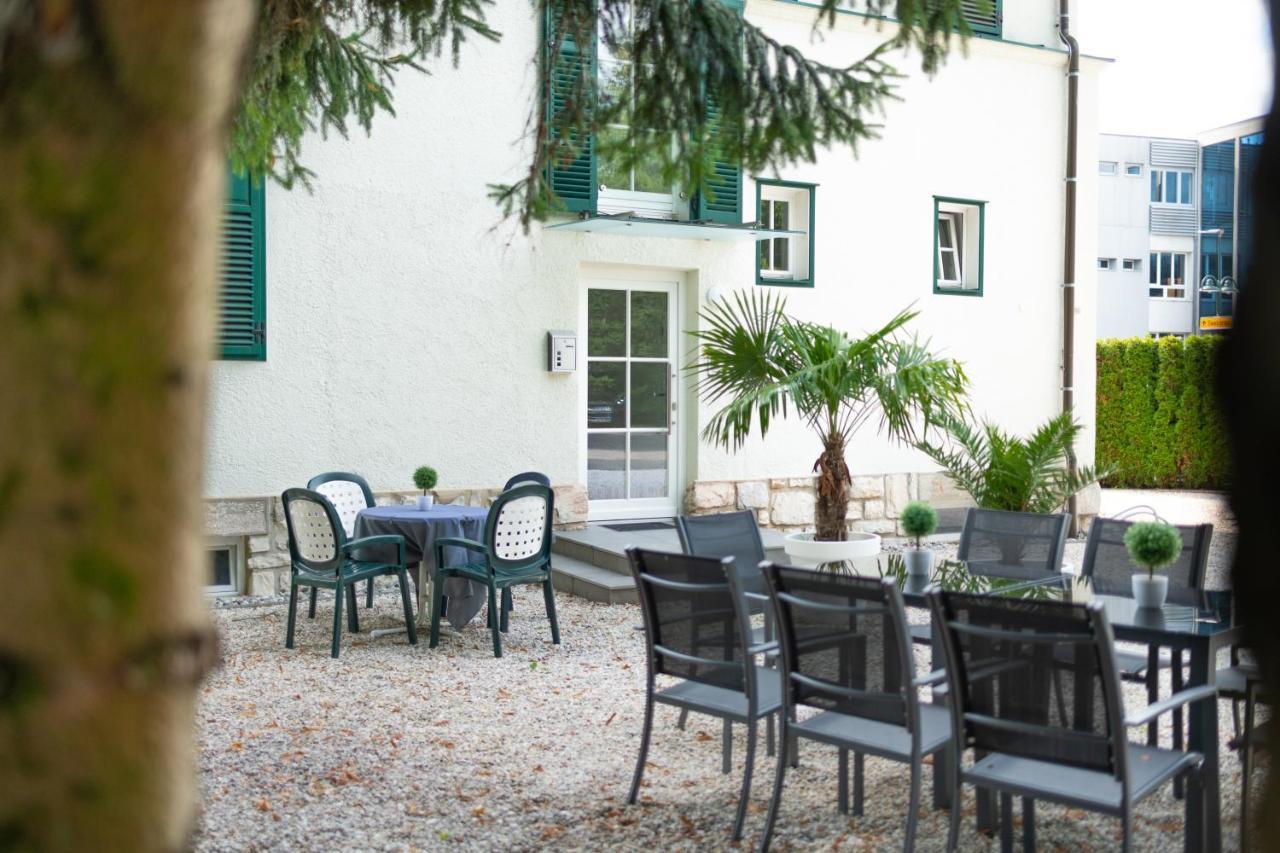 Villa Gelbmann - Ferienwohnungen Velden Velden am Wörthersee Exterior photo